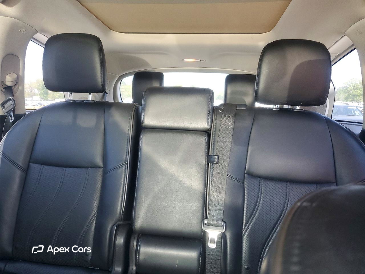 Infiniti JX 2013
