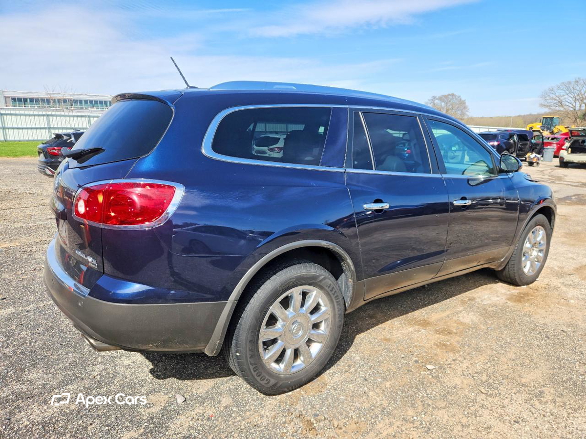 Buick Enclave 2011