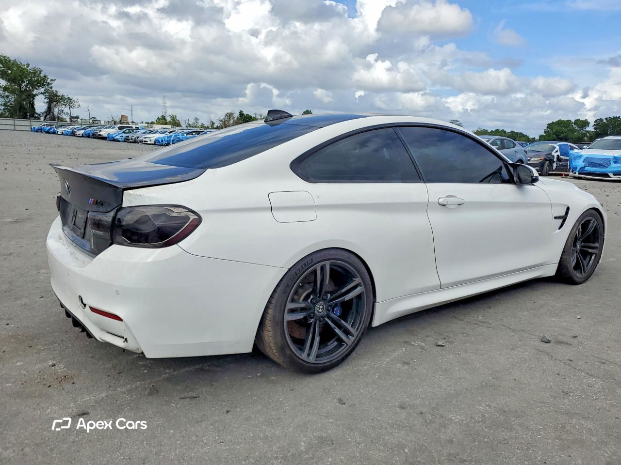 BMW M4 2015