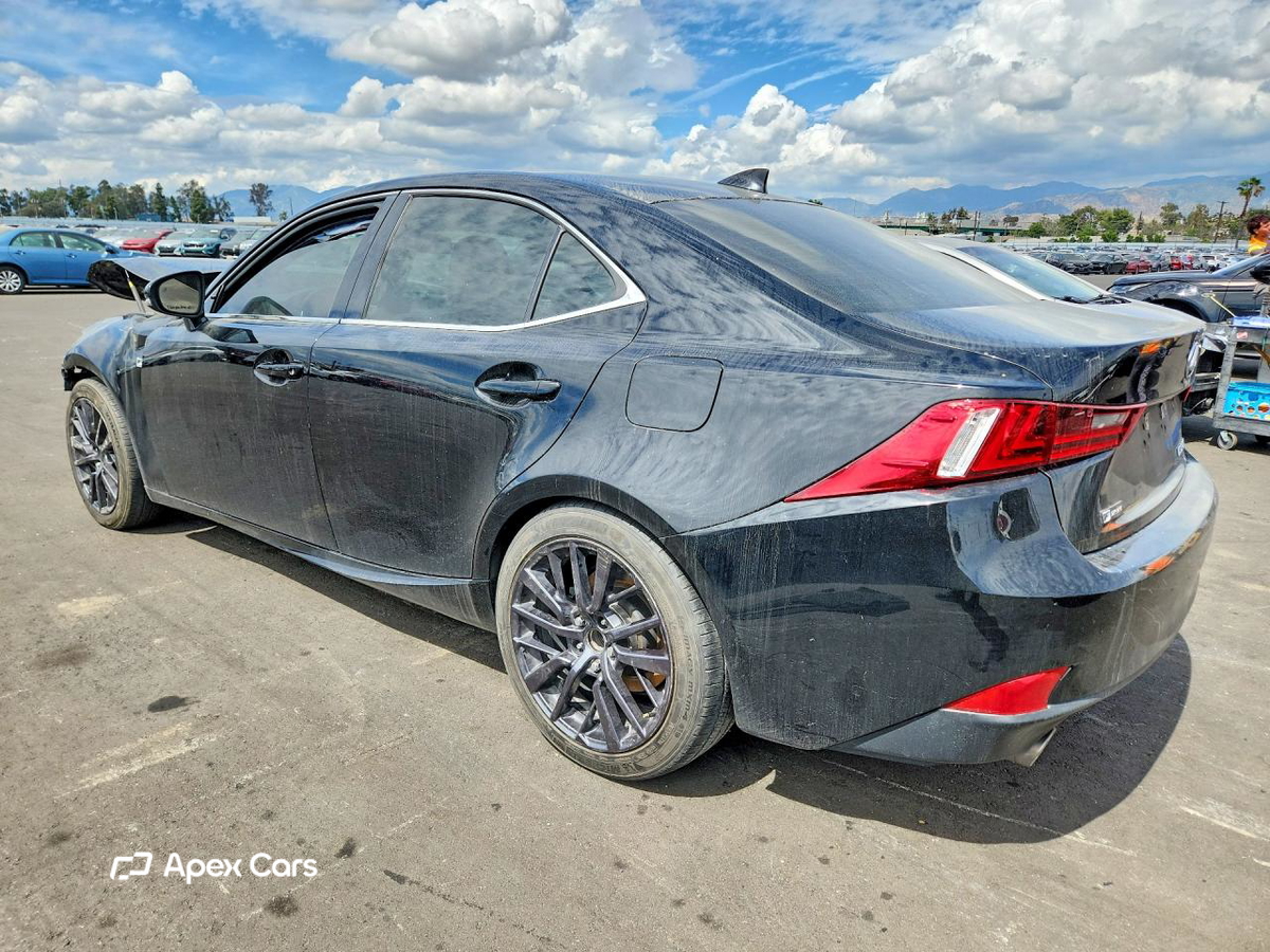 Lexus IS 2016