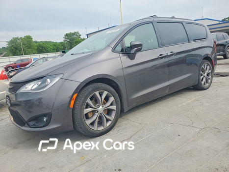Chrysler Pacifica 2019 - Image 1 of 13