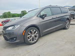 Chrysler Pacifica 2019