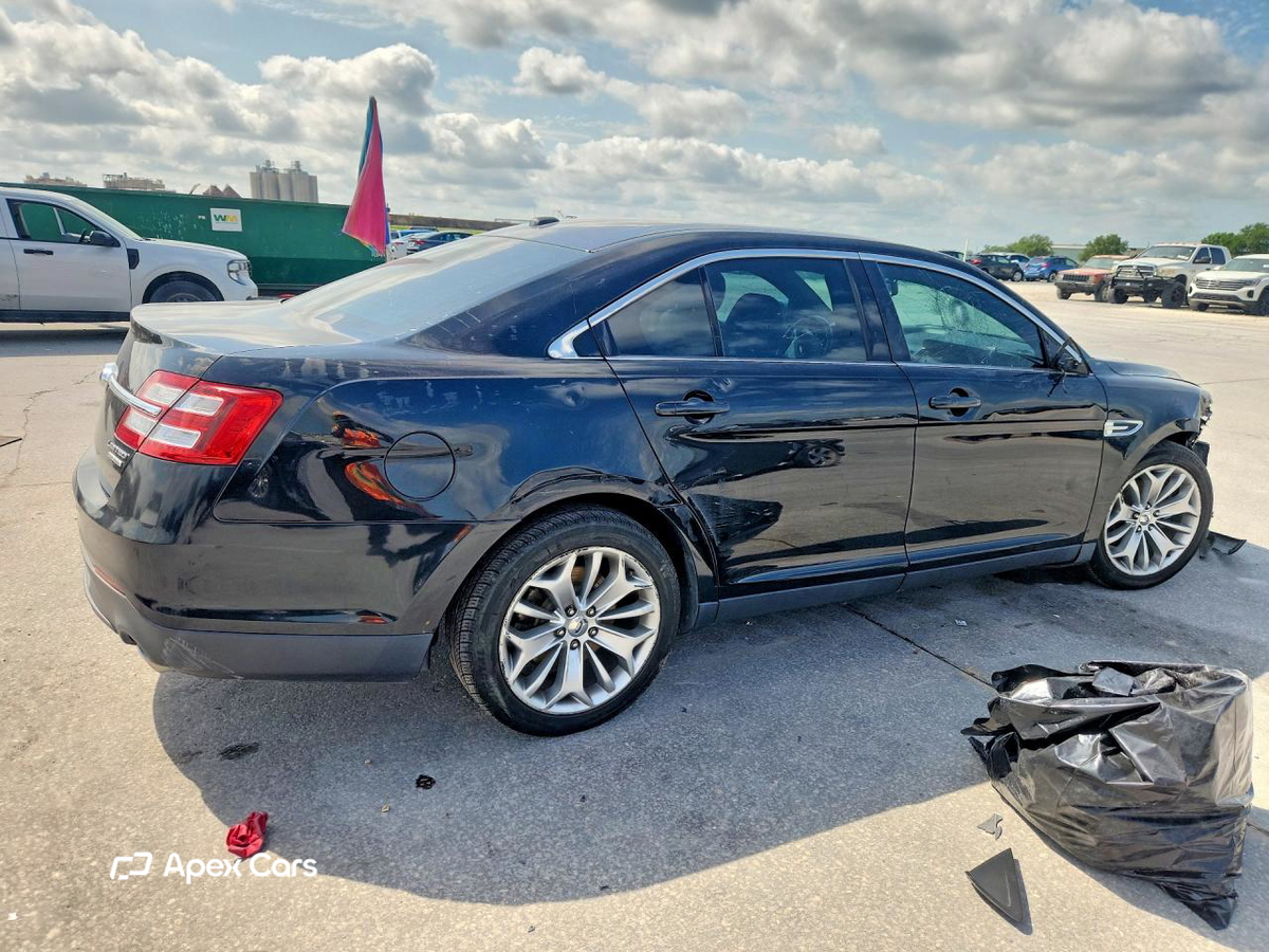 Ford Taurus 2014