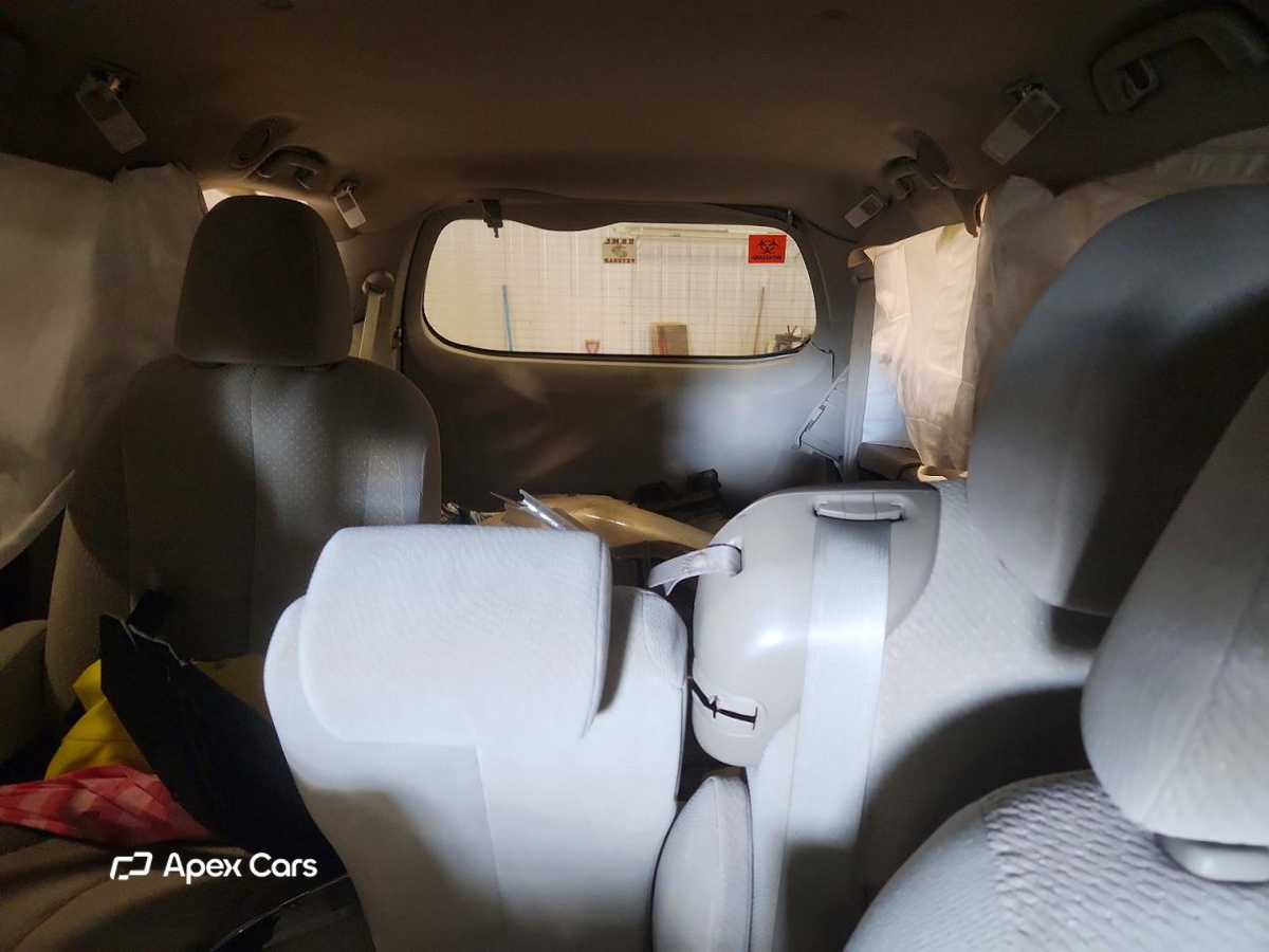 Toyota Sienna 2013