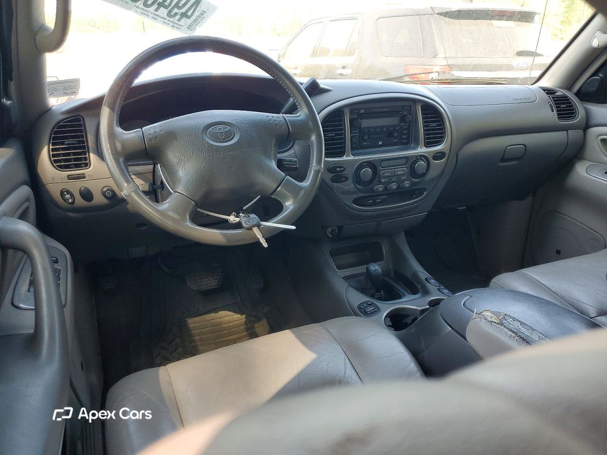 Toyota Sequoia 2002