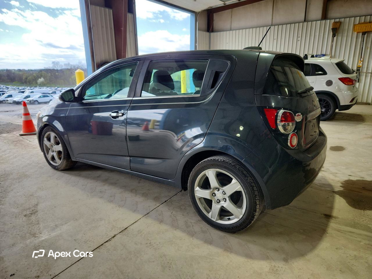 Chevrolet Sonic 2015