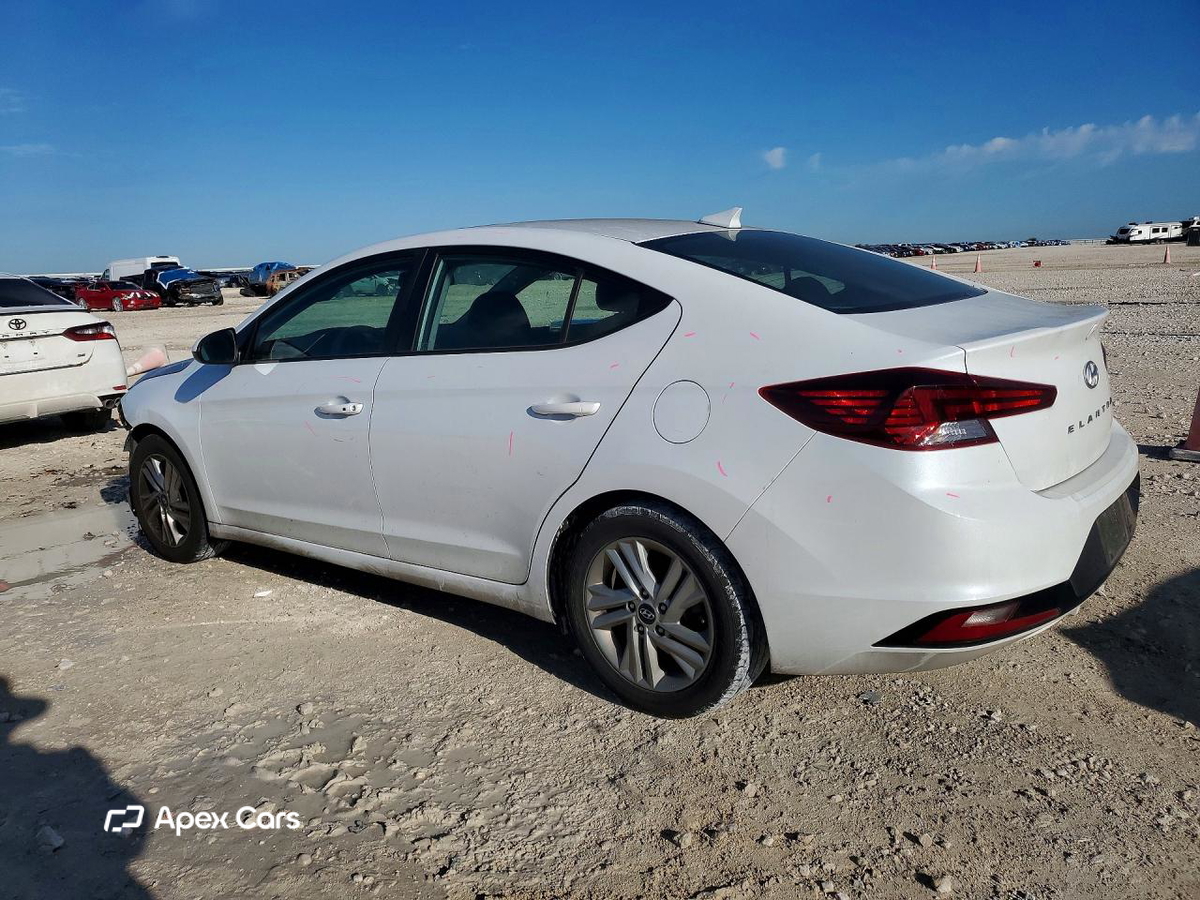 Hyundai Elantra 2020