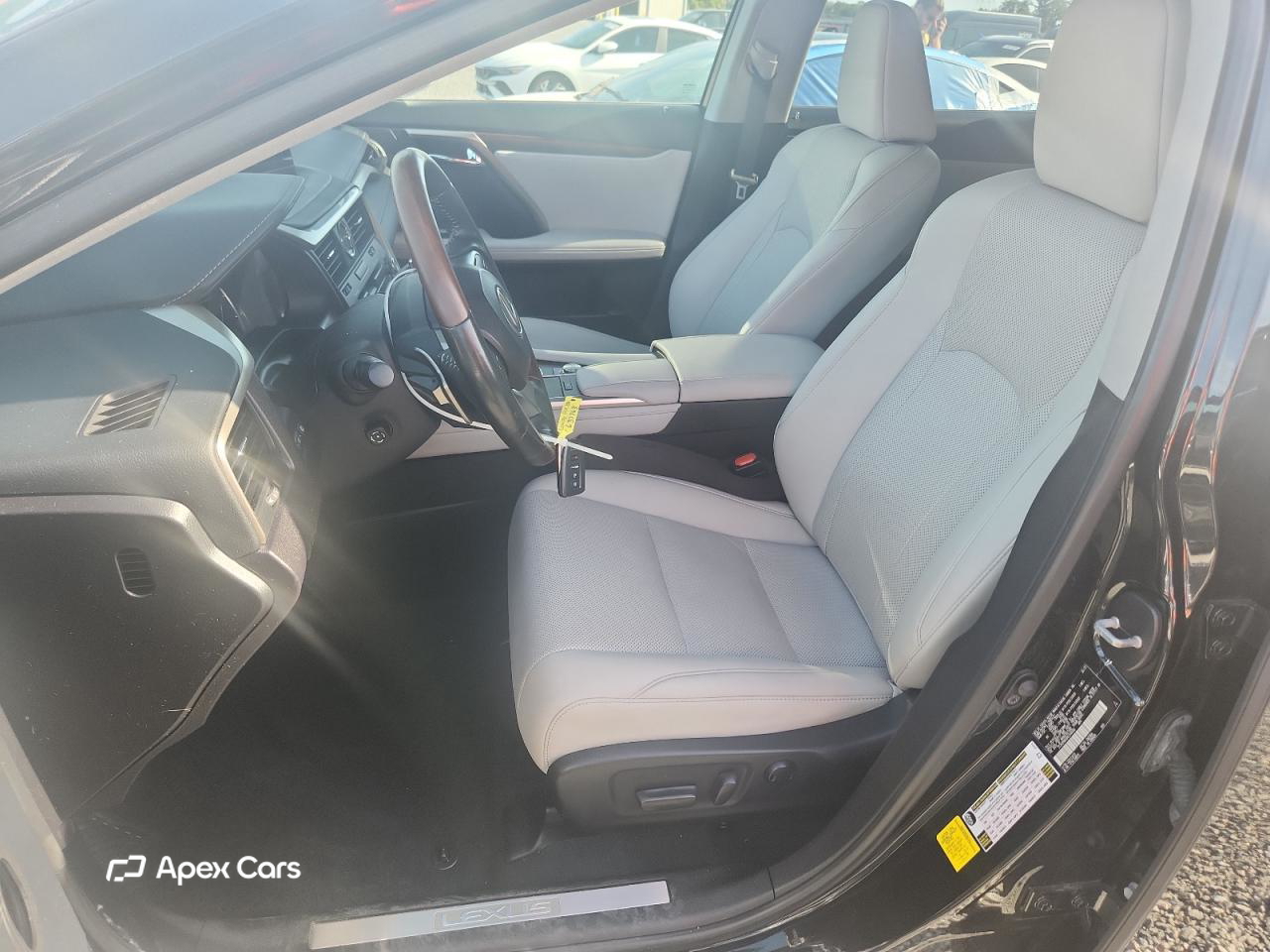 Lexus RX 2022
