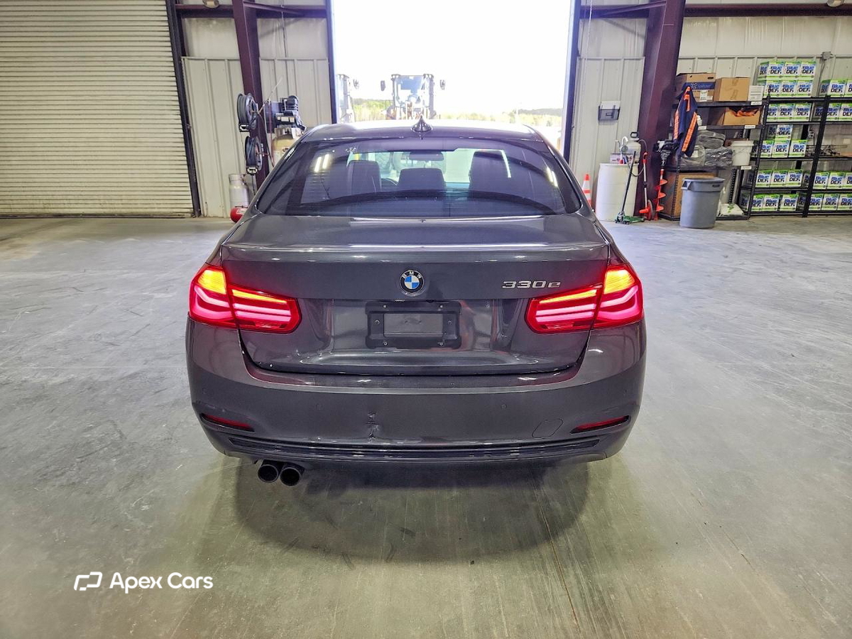BMW Series 3 2017