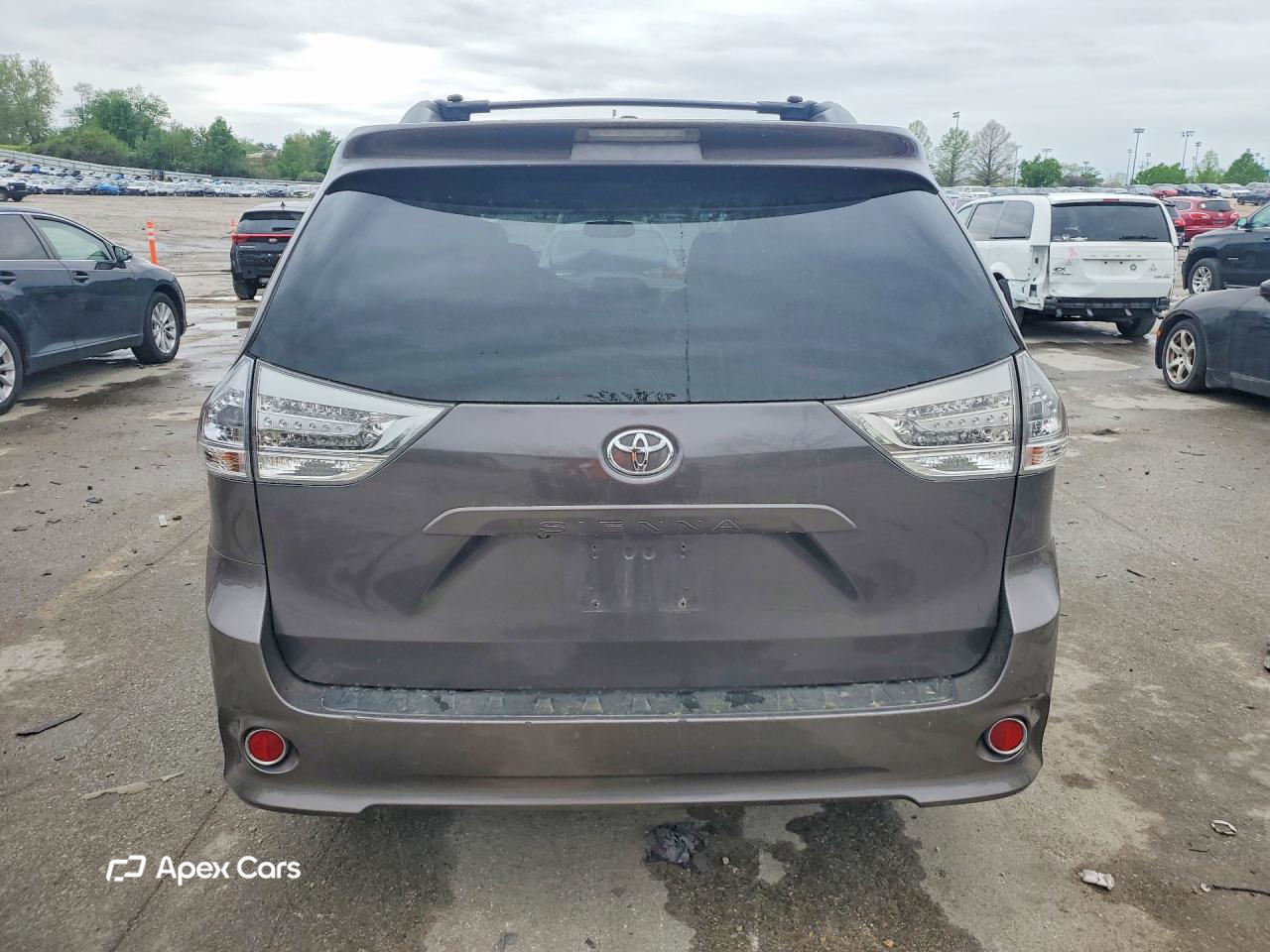Toyota Sienna 2012