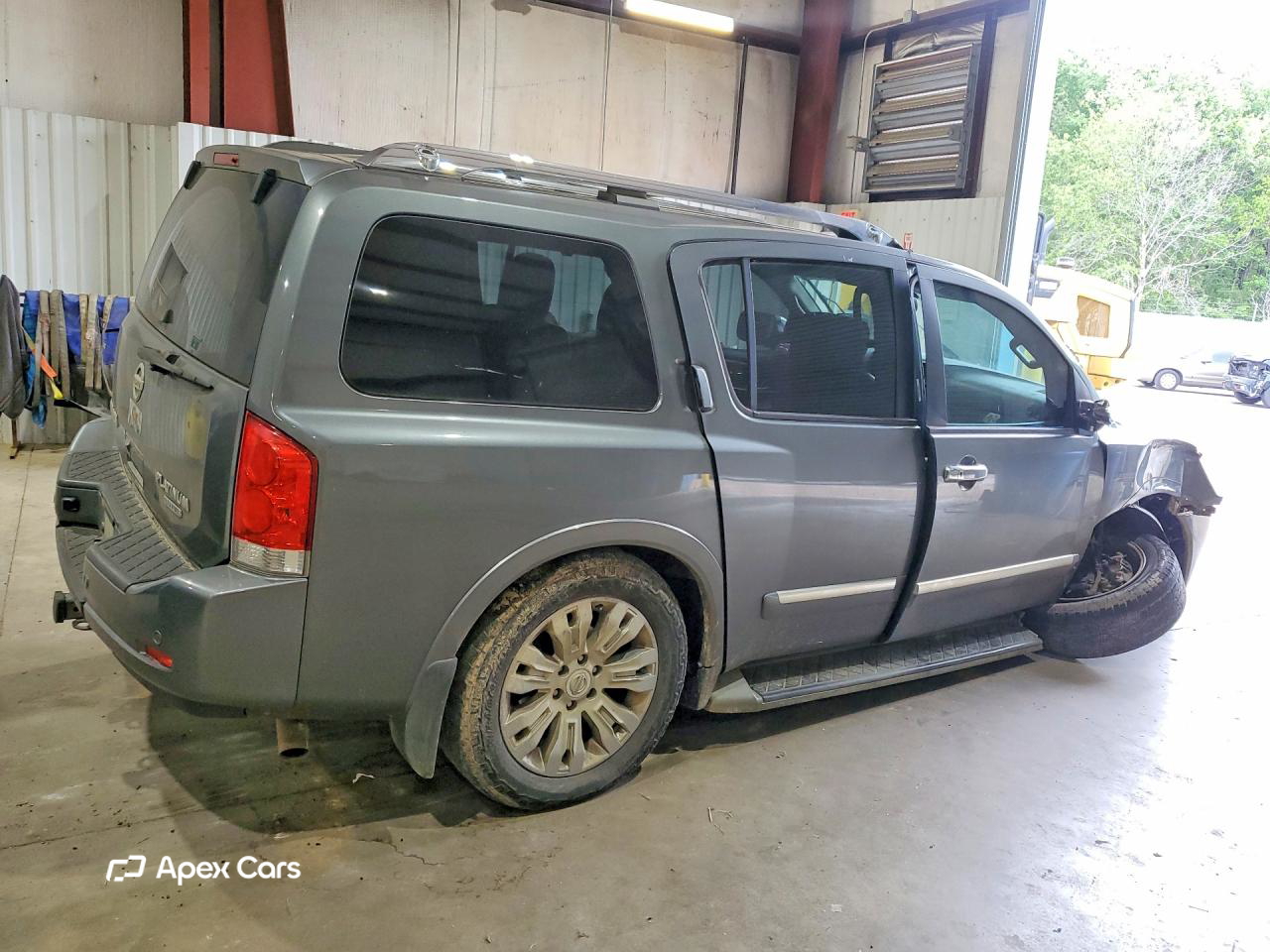 Nissan Armada 2015