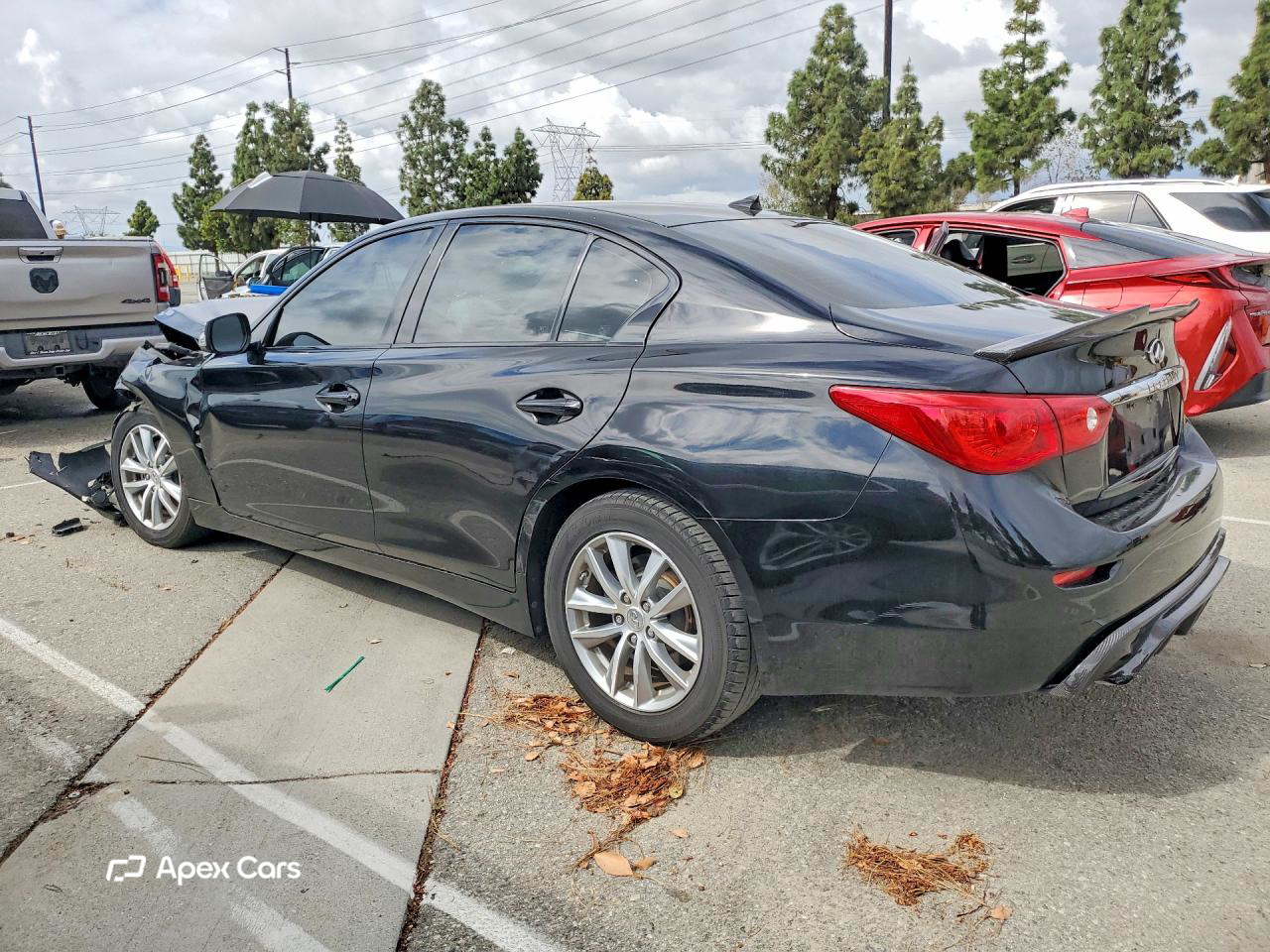 Infiniti Q50 2015