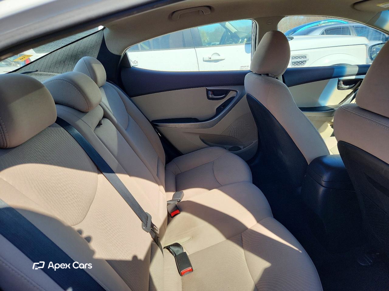Hyundai Elantra 2016