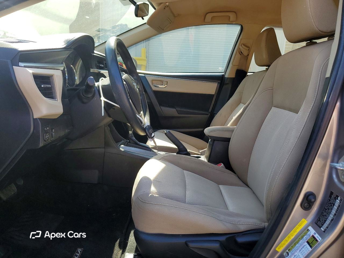 Toyota Corolla 2015