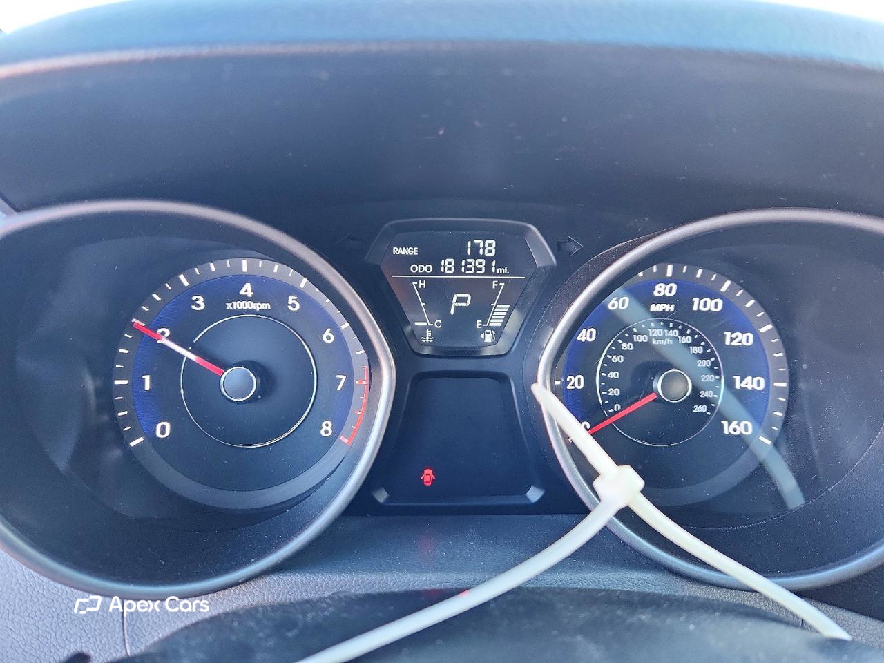 Hyundai Elantra 2013