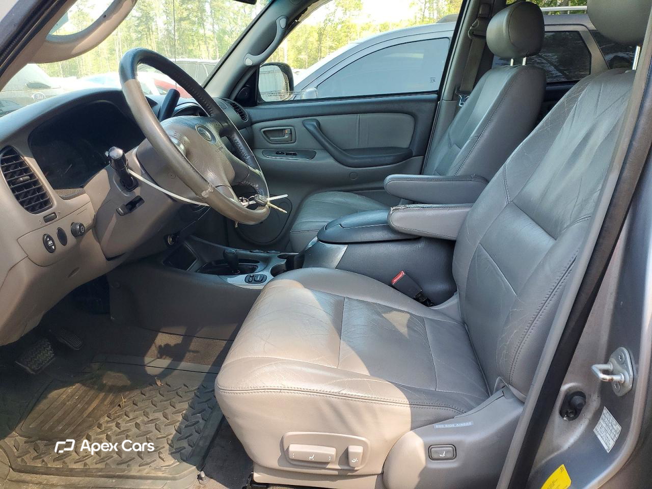 Toyota Sequoia 2002