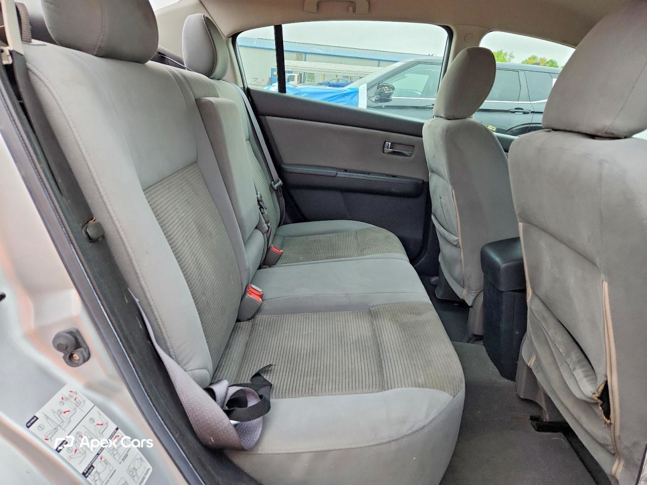 Nissan Sentra 2010