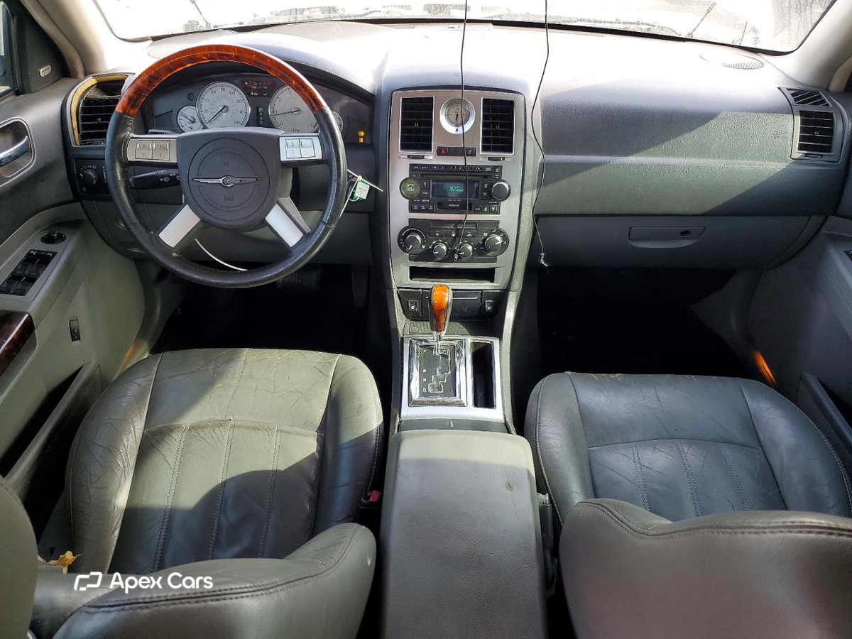 Chrysler 300 2005