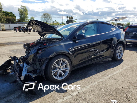Tesla Model Y 2023 - Image 1 of 15