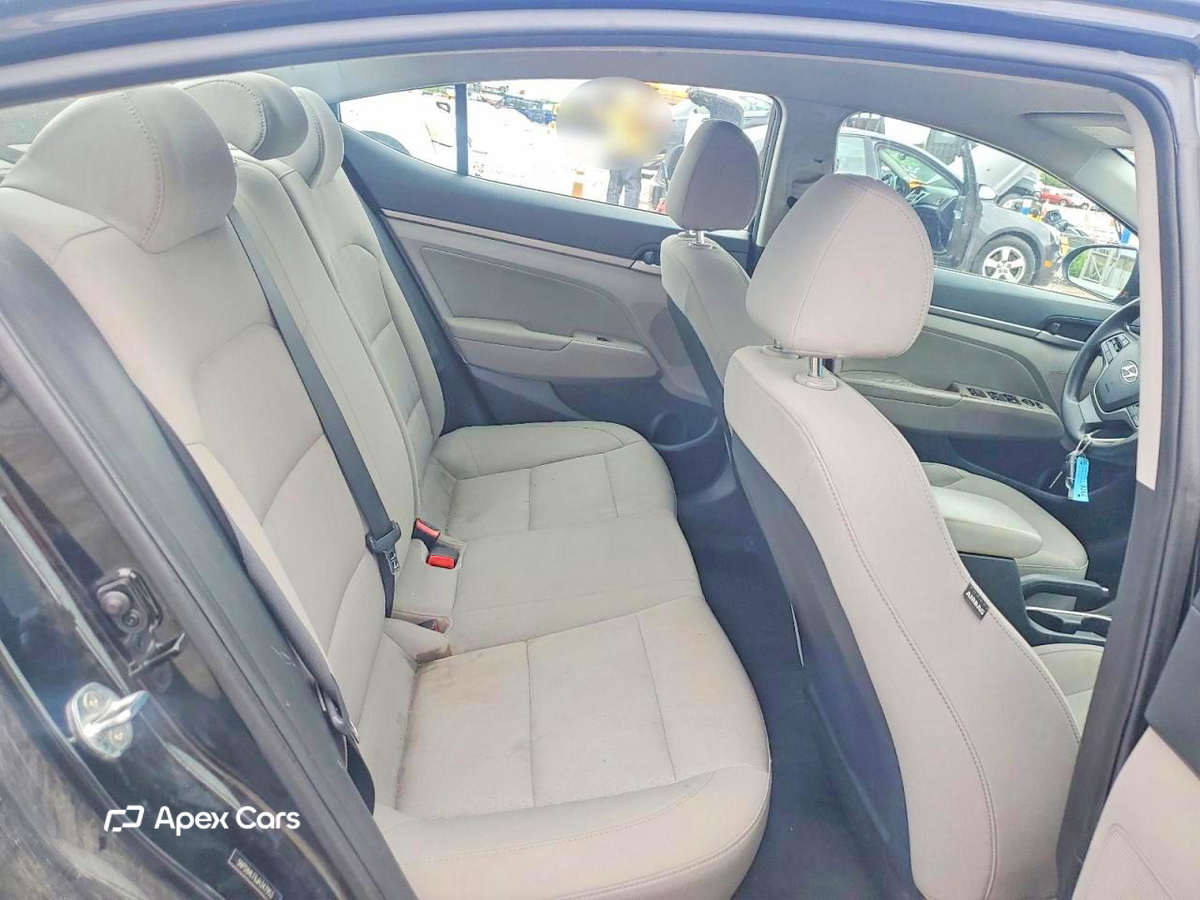 Hyundai Elantra 2018
