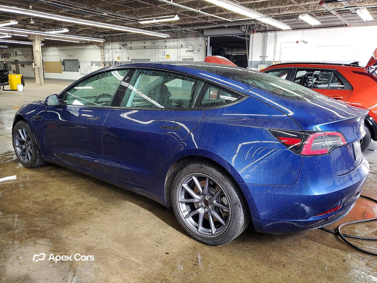 Tesla Model 3 2022