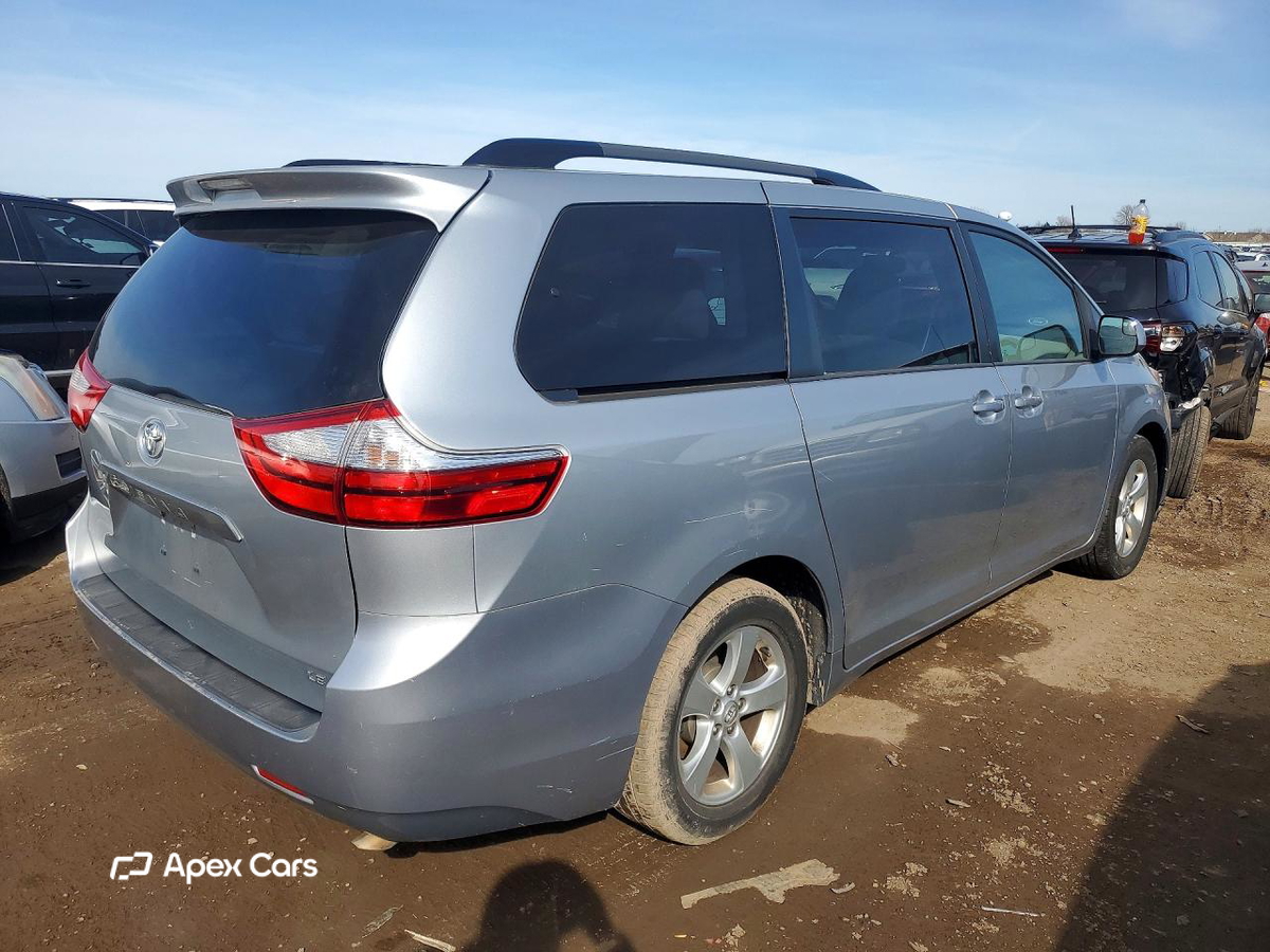 Toyota Sienna 2015