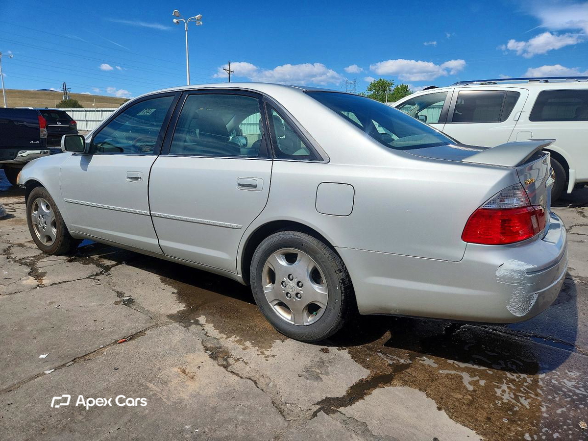 Toyota Avalon 2003