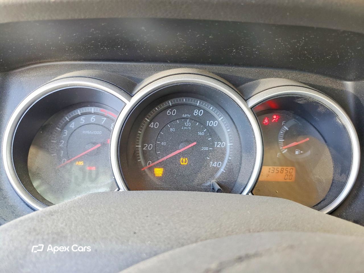 Nissan Versa 2011