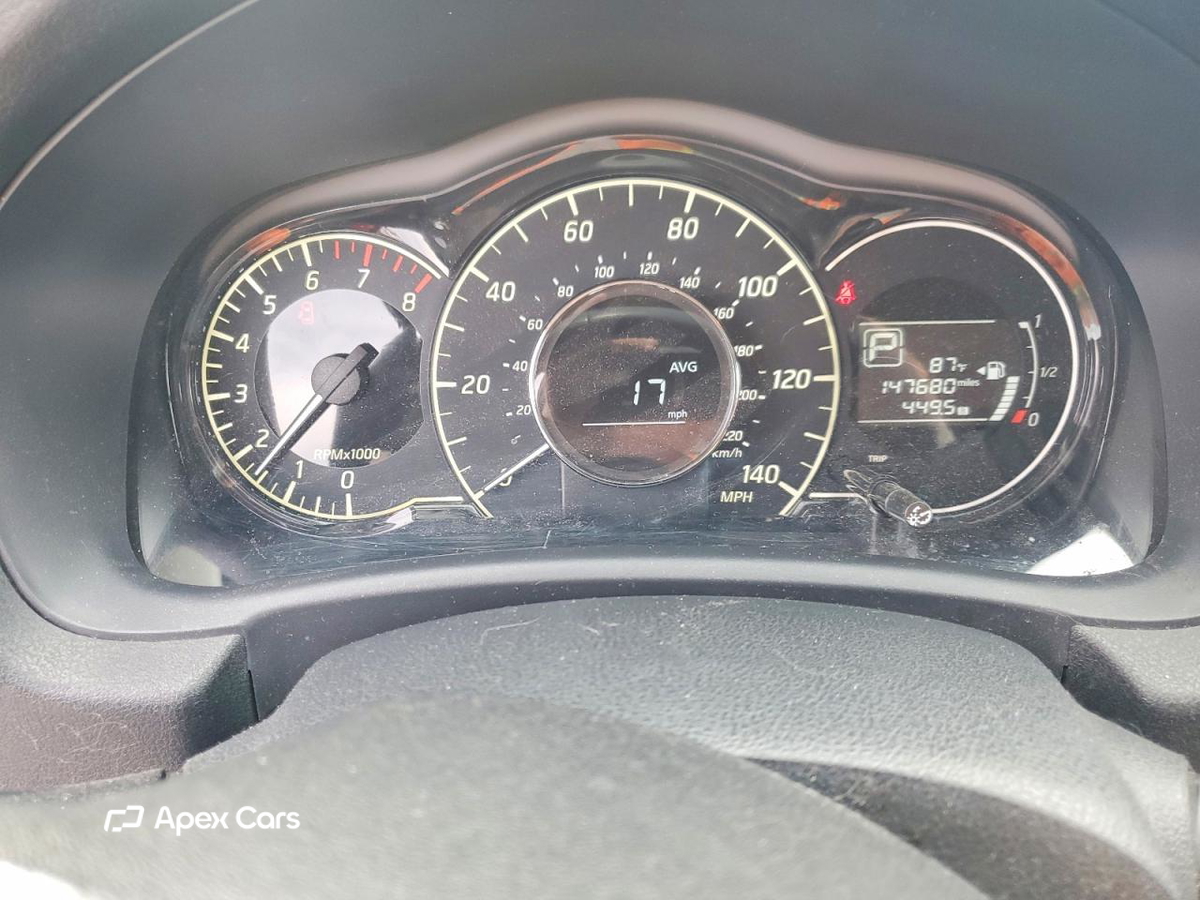Nissan Versa 2015