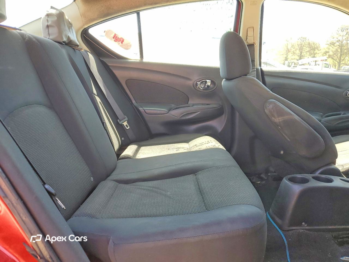 Nissan Versa 2013
