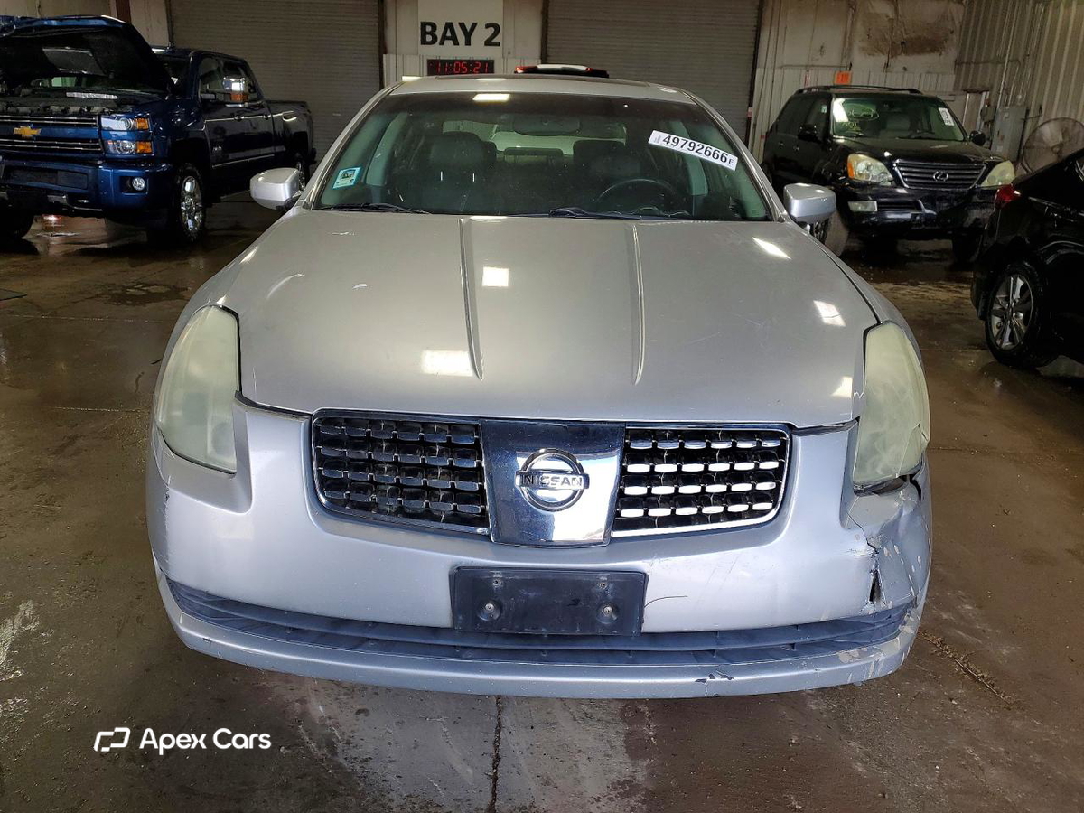 Nissan Maxima 2004