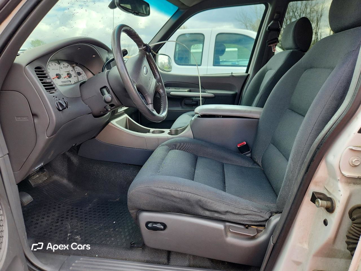 Ford Explorer 2002