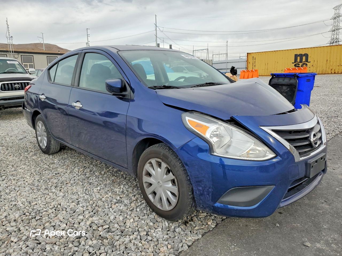 Nissan Versa 2018