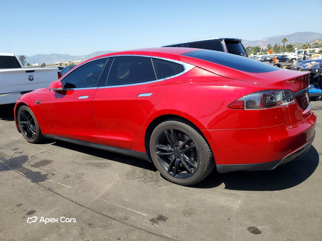 Tesla Model S 2015