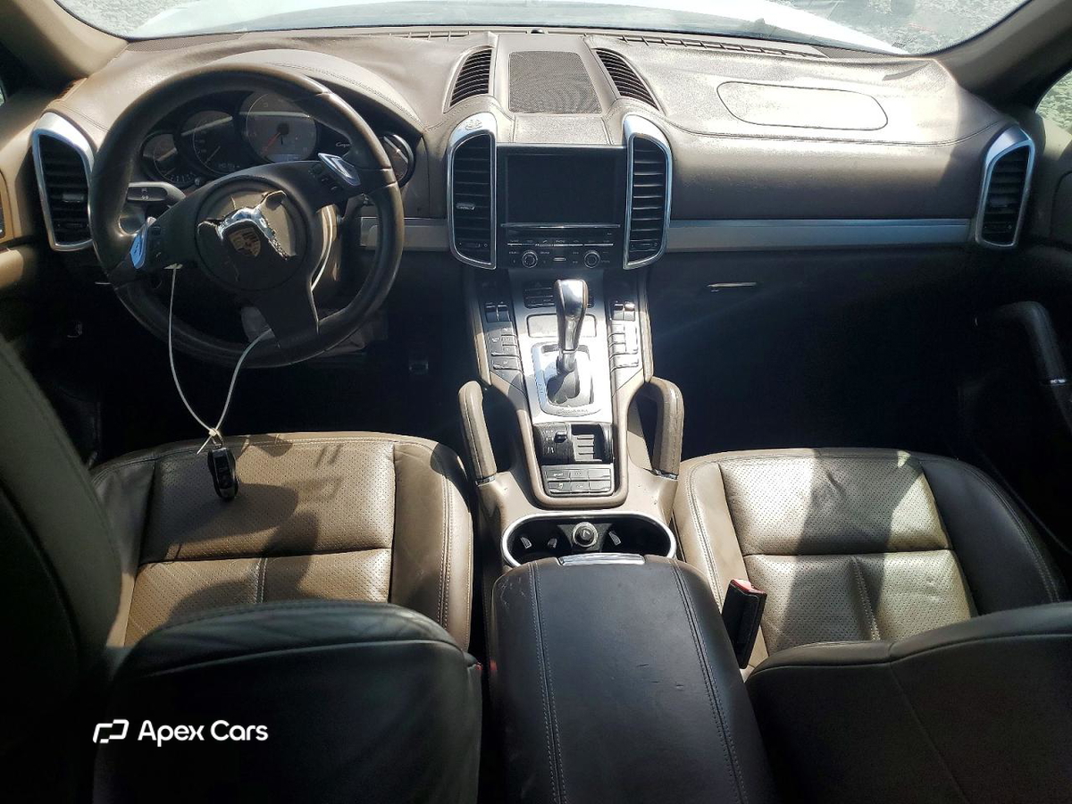 Porsche Cayenne 2011
