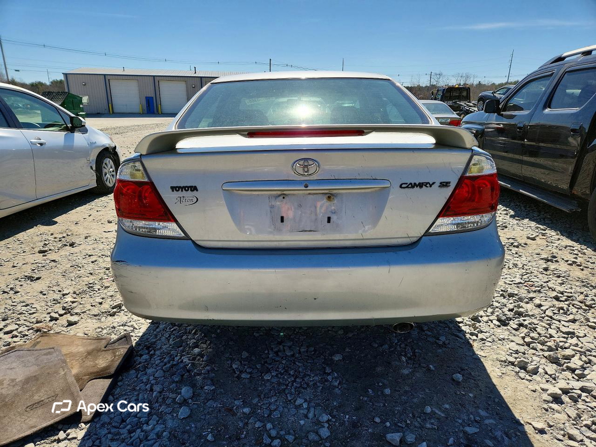 Toyota Camry 2005