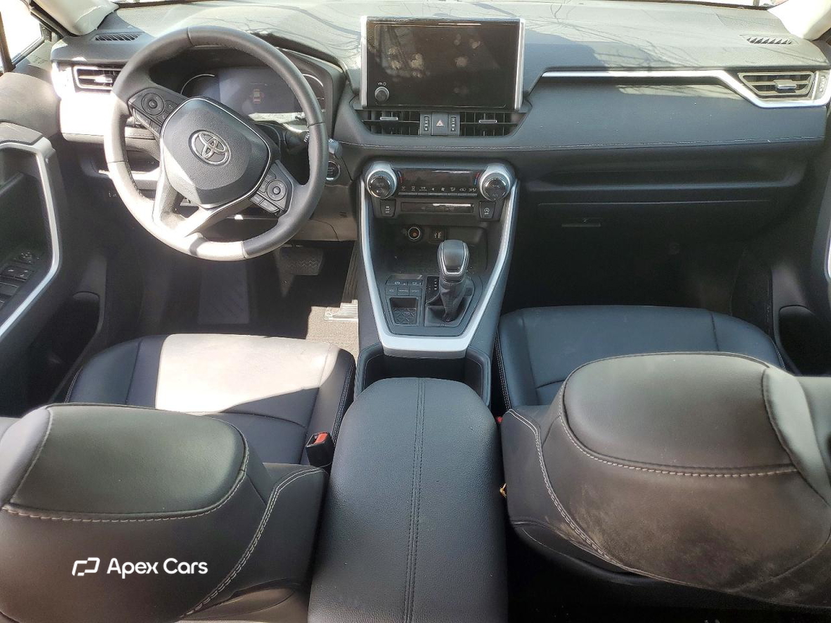 Toyota RAV 4 2024