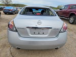 Nissan Altima 2010