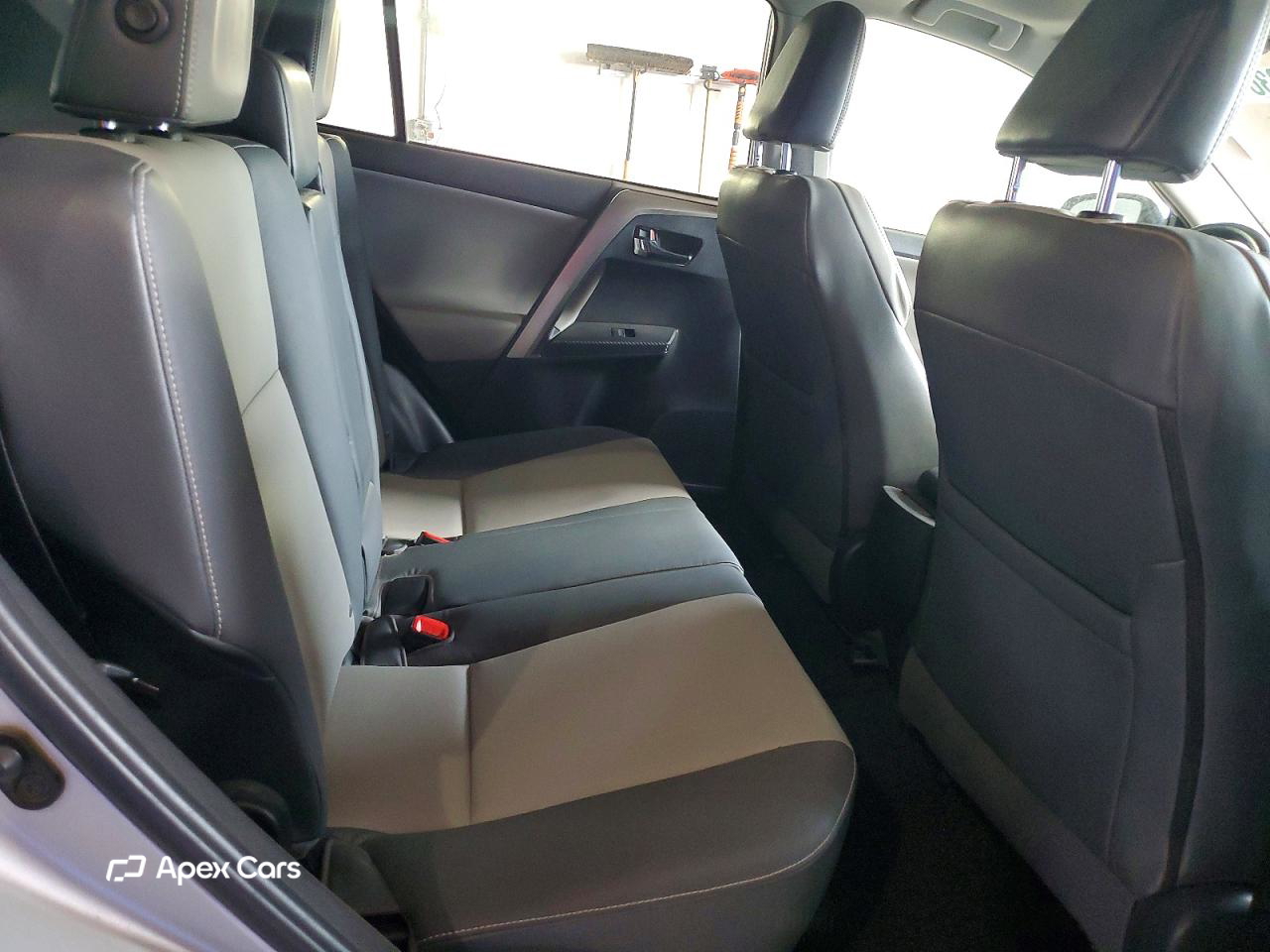 Toyota RAV 4 2015