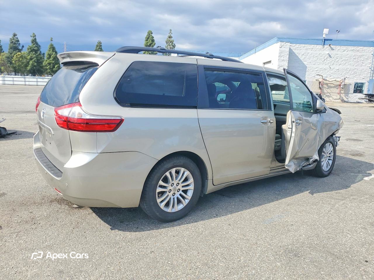 Toyota Sienna 2016