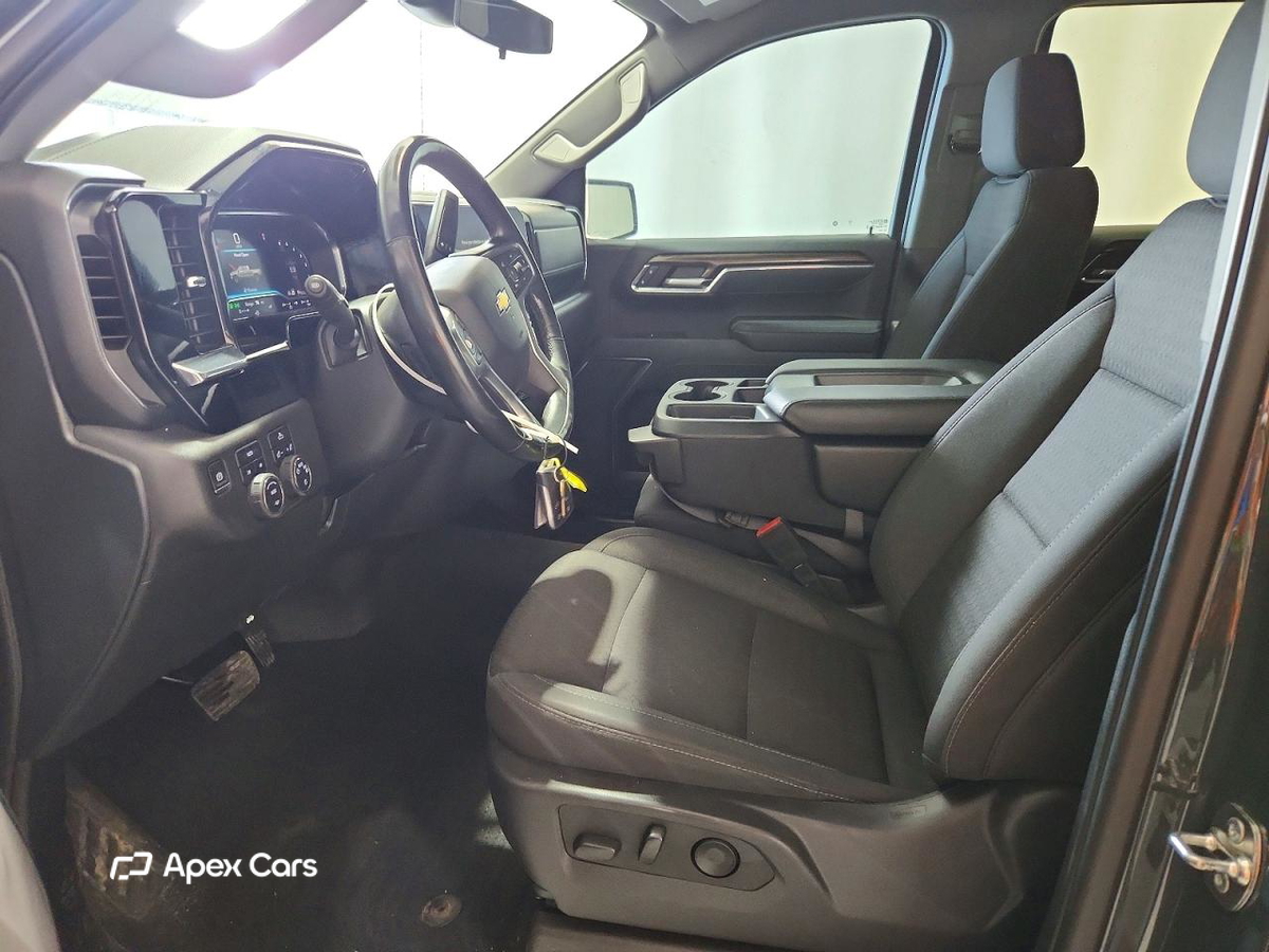 Chevrolet Silverado 2025