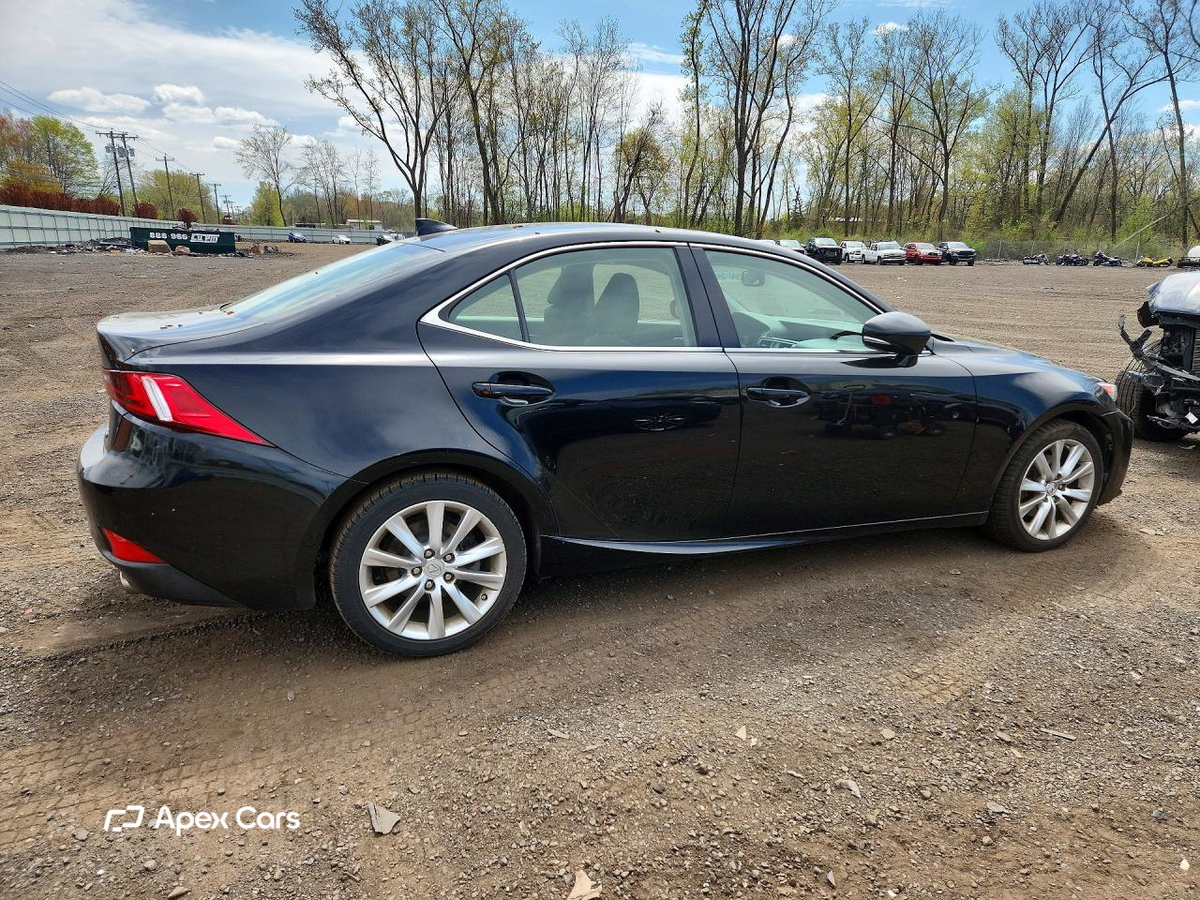 Lexus IS 2015