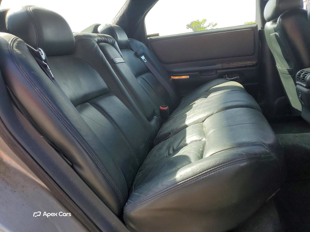 Oldsmobile Aurora 1997