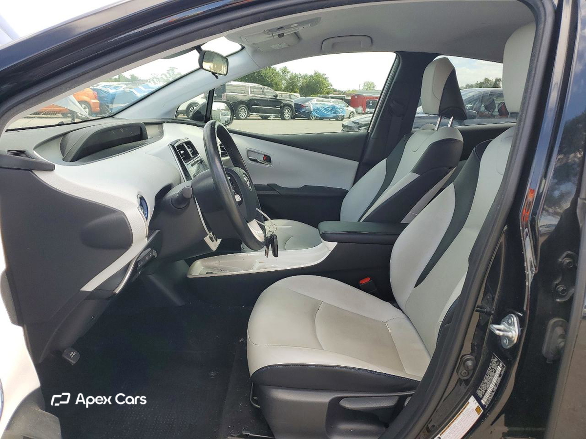 Toyota Prius 2017