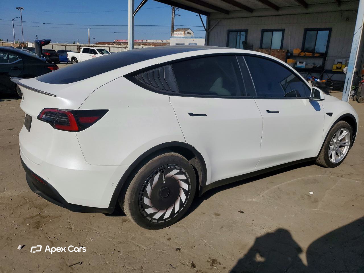 Tesla Model Y 2022