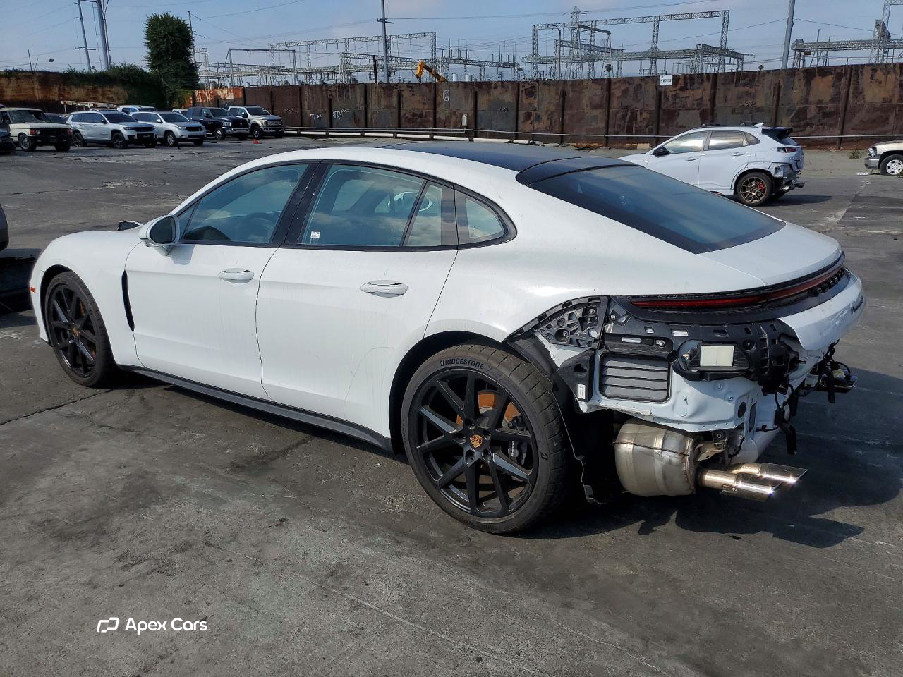 Porsche Panamera 2025