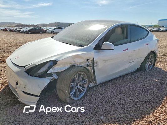 Tesla Model Y 2024 - Zdjęcie 1 z 13