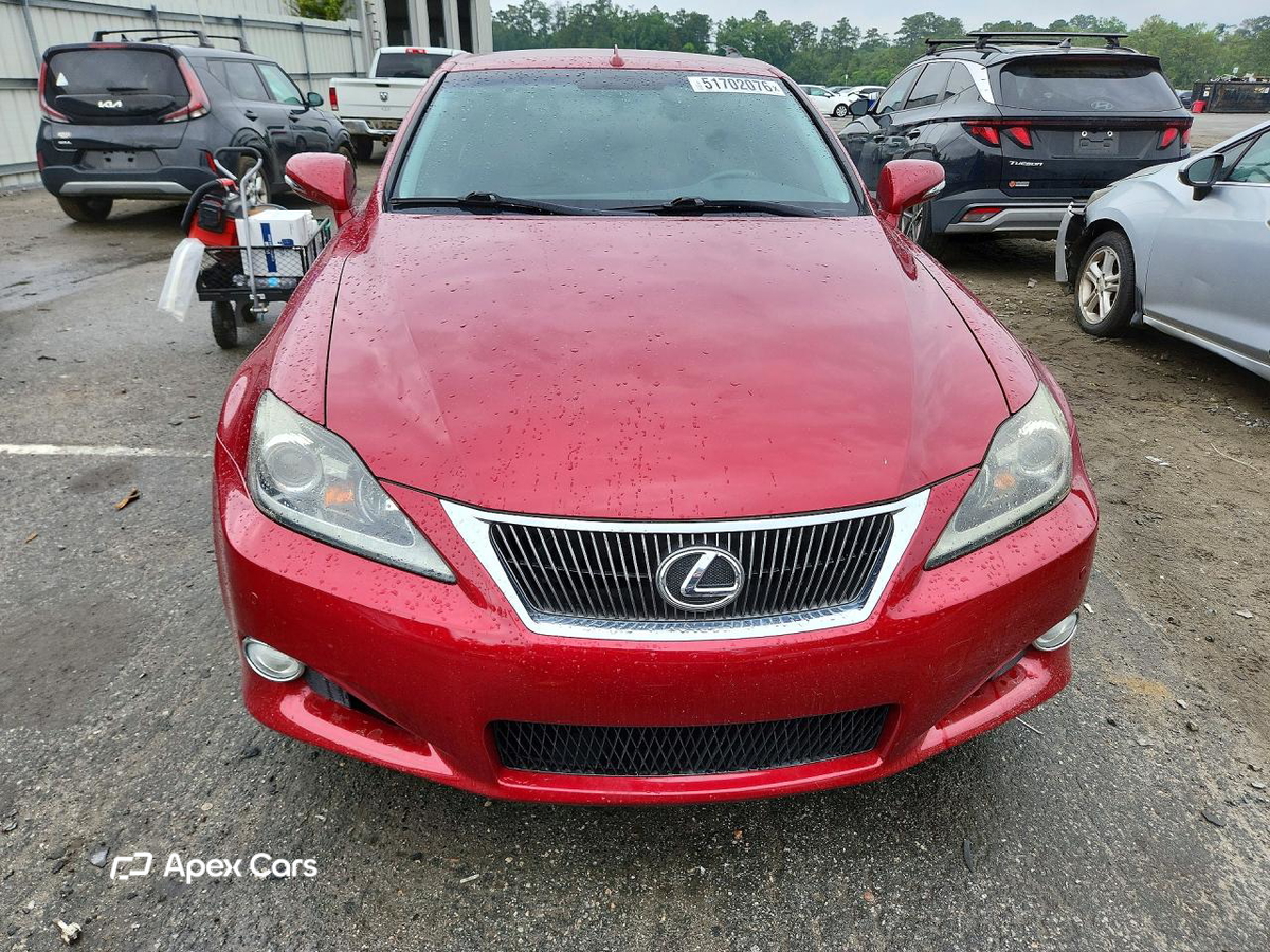 Lexus IS 2012