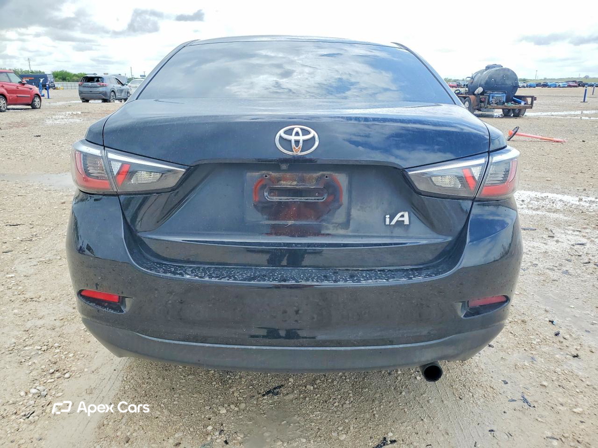 Toyota Yaris 2017