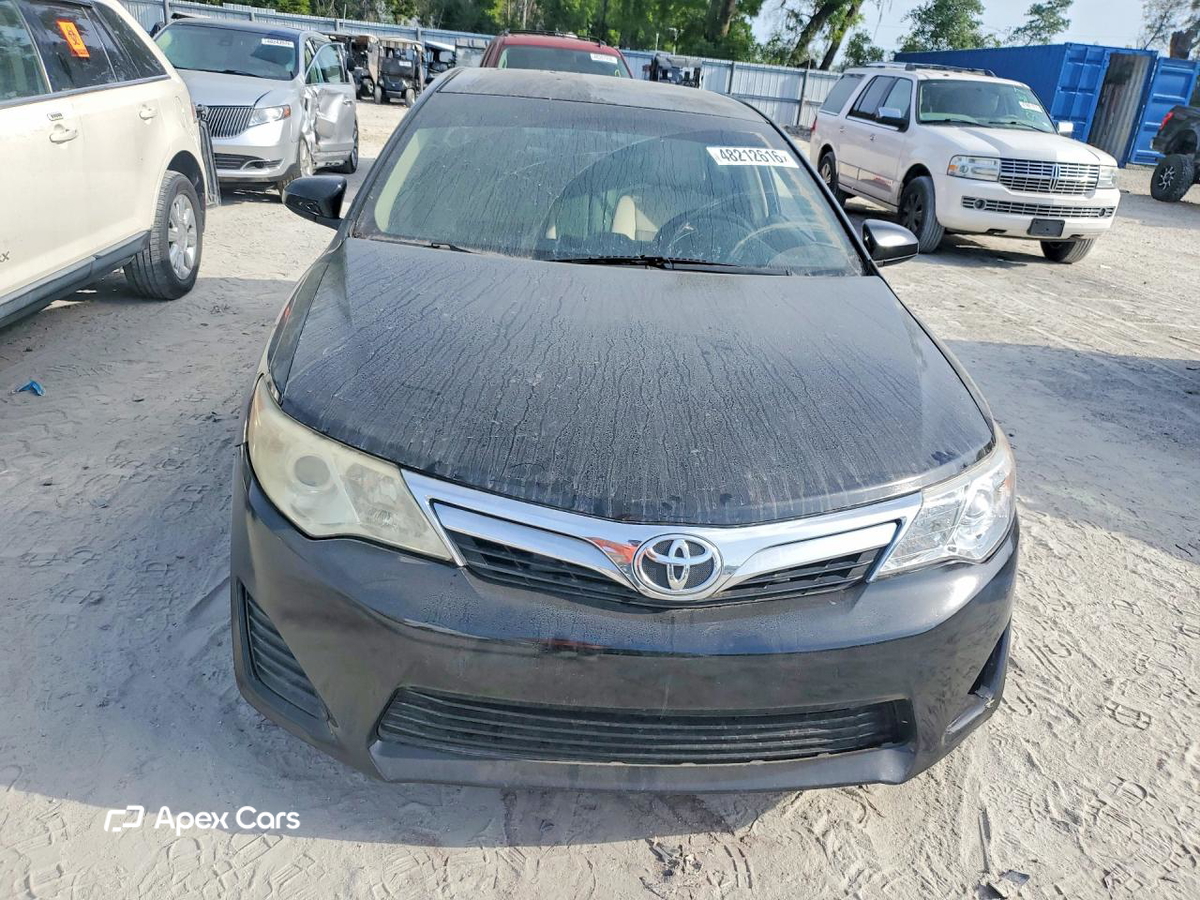 Toyota Camry 2012